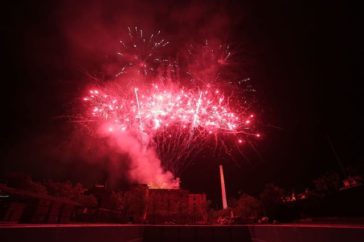 Imatge dels focs artificials de la festa, de Martí Navarro